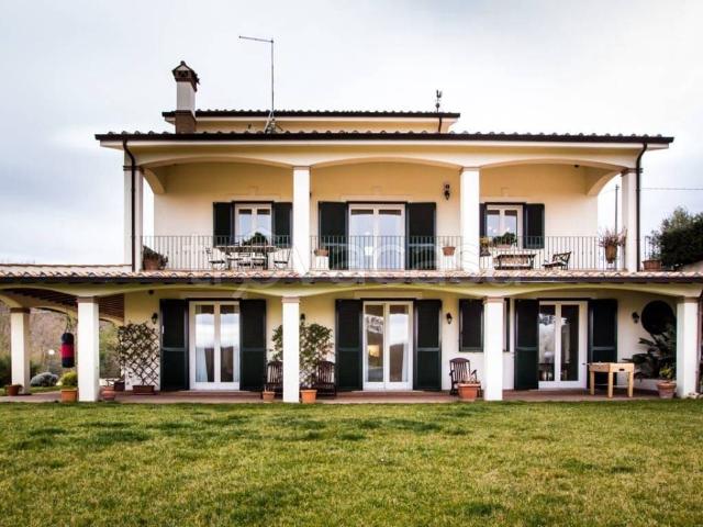 Villa Indipendente in affitto a Roma Capitale, Lazio