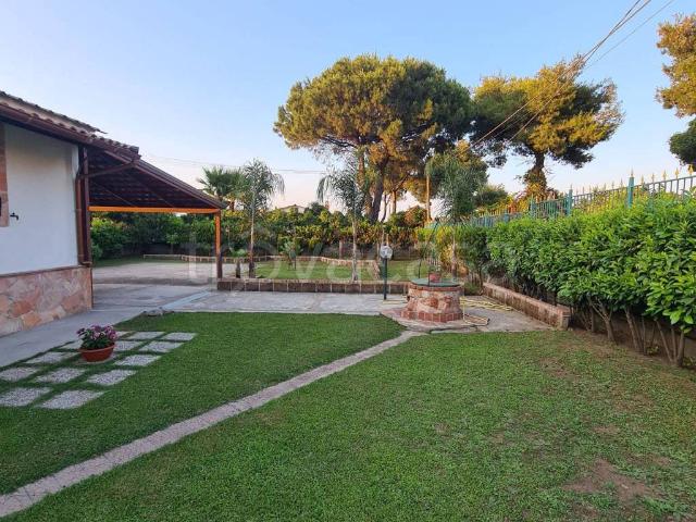 Villa Indipendente in affitto a Laura, Capaccio