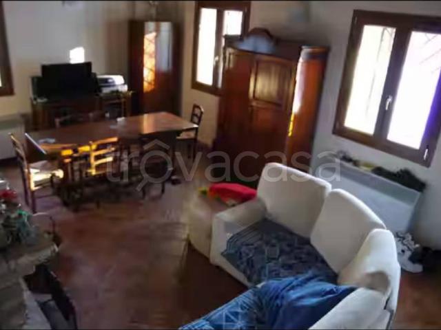 Villa Indipendente in affitto a Unione dell'Appennino Bolognese, Castel Di Casio