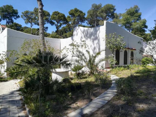 Villa Indipendente in affitto a Puglia, Taranto
