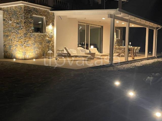 Villa Indipendente in affitto a Centola, Campania