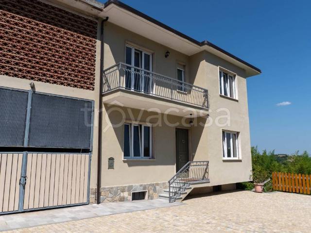Villa Indipendente in affitto a Piemonte, Asti
