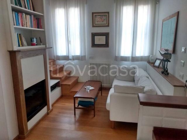Villa Indipendente in affitto a Roma Capitale, Lazio