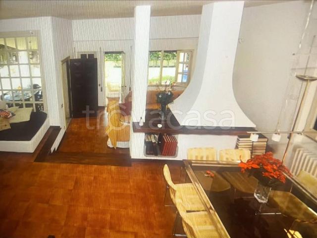 Villa Indipendente in affitto a Fregene, Roma Capitale