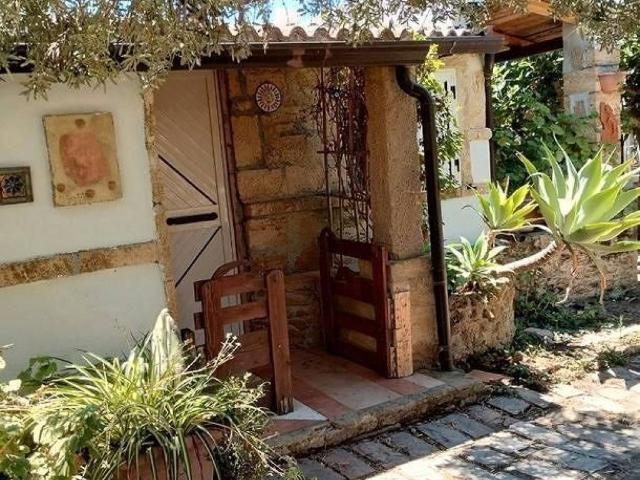 Villa Indipendente in affitto a Calabria, Crotone