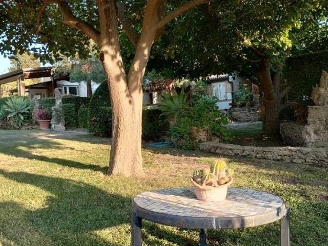 Villa Indipendente in affitto a Calabria, Crotone