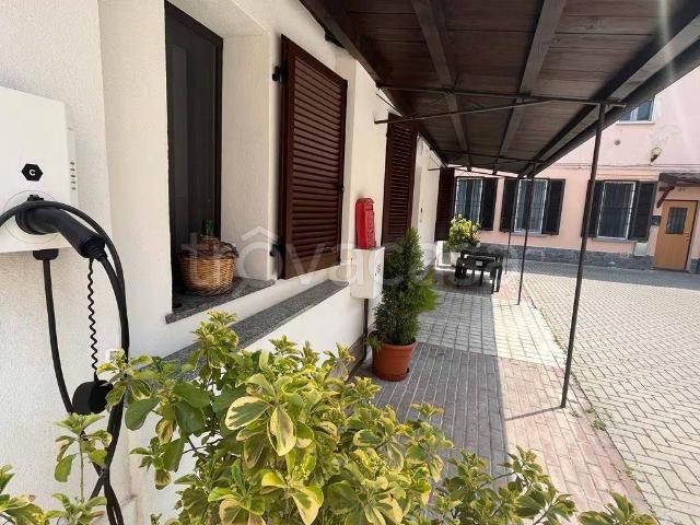 Villa Indipendente in affitto a Lacchiarella, Lombardia