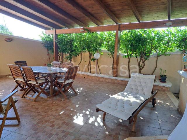 Villa Indipendente in affitto a Puglia, Taranto