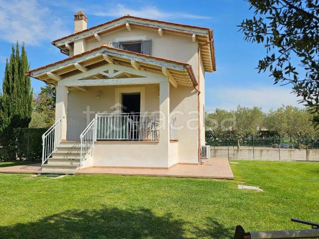 Villa Indipendente in affitto a Montalto Di Castro, Lazio