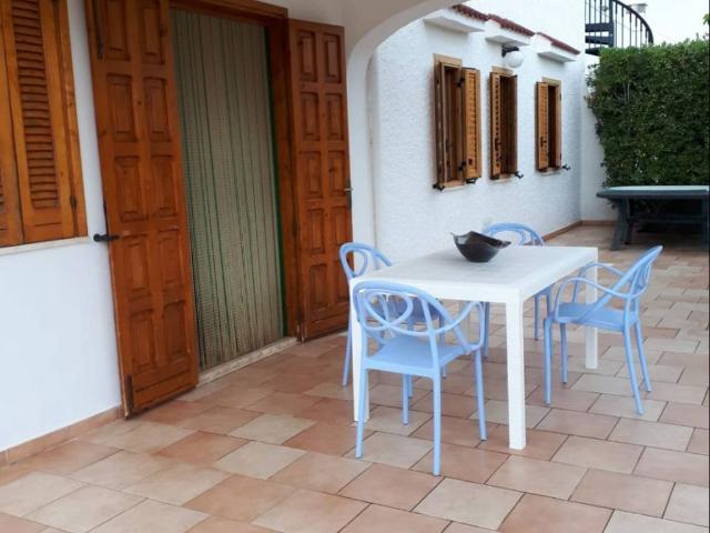Villa Indipendente in affitto a Villanova, Puglia