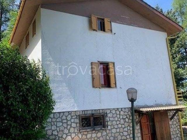 Villa Indipendente in affitto a Piemonte, Vercelli