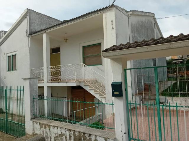 Villa Indipendente in affitto a Portocannone, Molise