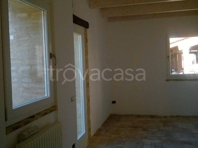 Villa Indipendente in affitto a Contrada Santa Croce, Marche