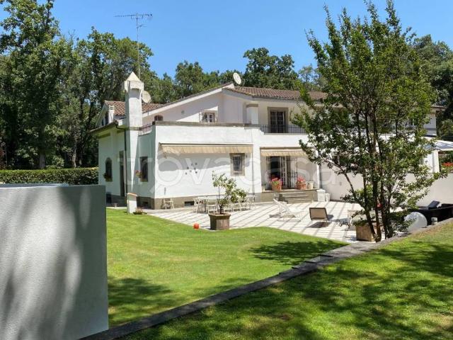 Villa Indipendente in affitto a Mezzomonte, Sabaudia