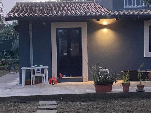 Villa Indipendente in affitto a Siracusa, Sicilia