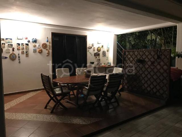 Villa Indipendente in affitto a Puglia, Taranto