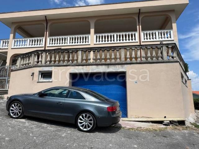 Villa Indipendente in affitto a Contrada Tevola, Roma Capitale