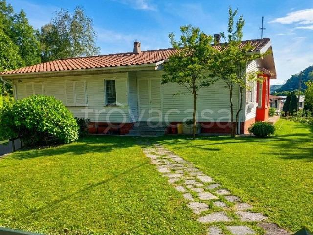 Villa Indipendente in affitto a Piemonte, Novara