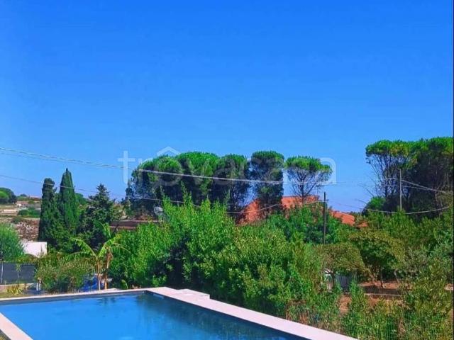 Villa Indipendente in affitto a Avola Antica, Avola