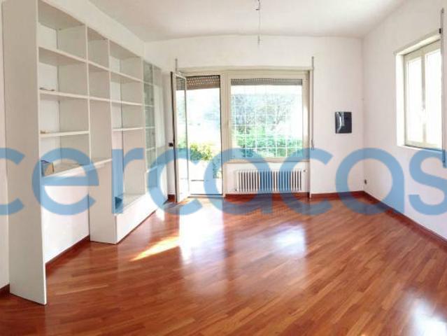 Villa Indipendente in affitto a Madonnetta, Roma Capitale
