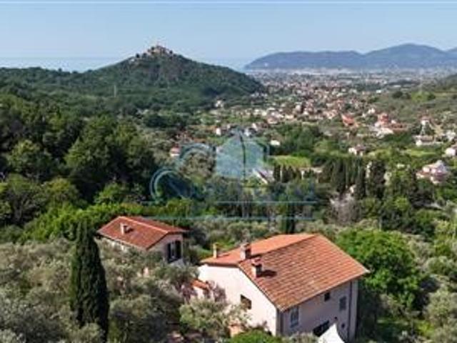 Villa Indipendente in vendita a Nicola, Casano