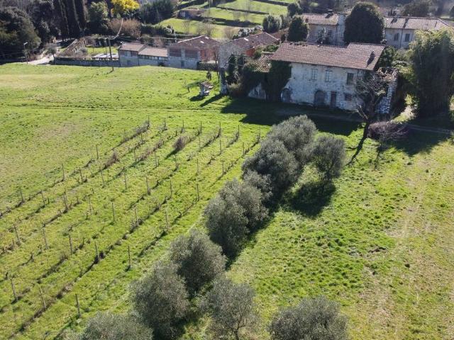 Villa Indipendente in vendita a Pozzuolo, Bagni Di Lucca Ponte