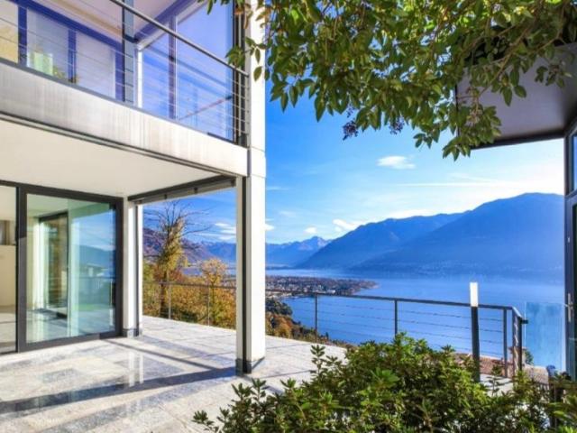 Einfamilienhaus mieten in Porto Ronco, Tessin