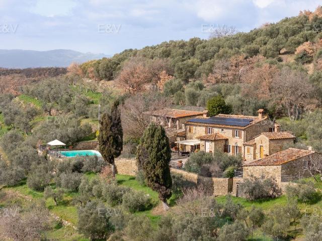 Casa in vendita a Palazzo Del Pero, Toscana