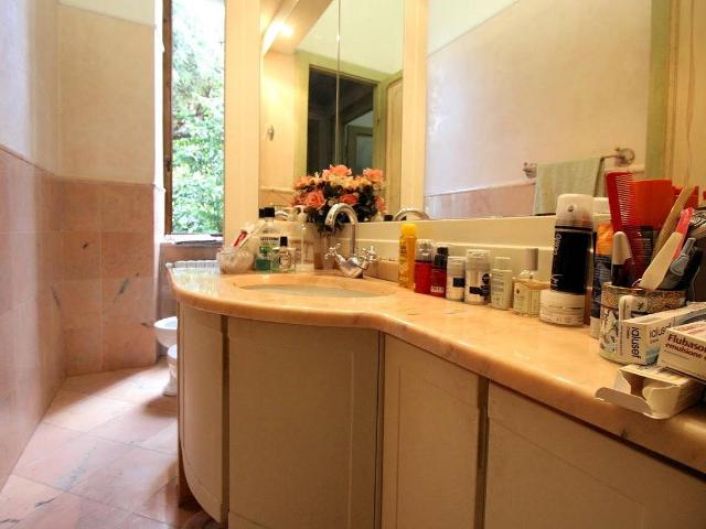 Villa Indipendente in vendita a Uzzano E Castello, Pistoia