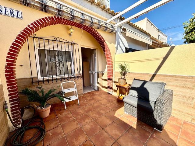 Casa en alquiler en Torrevieja, Urbanización El Chaparral