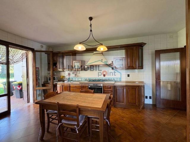 Villa Indipendente in vendita a Abano Terme Bagni, Veneto