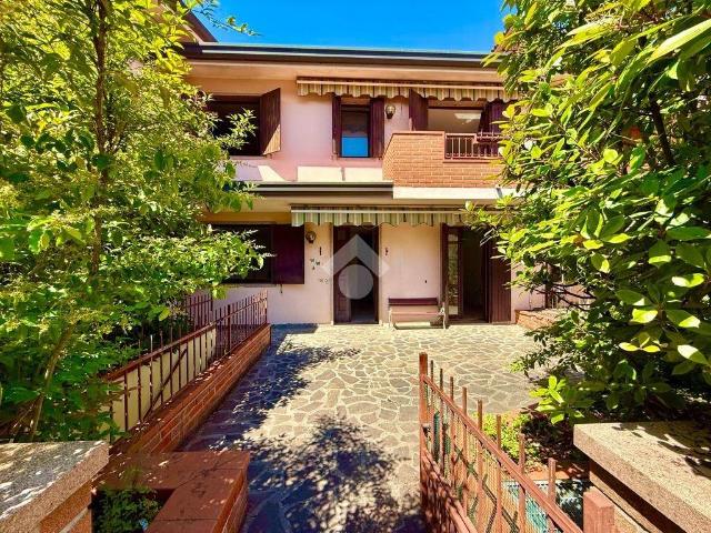 Villa Indipendente in vendita a Abano Terme Bagni, Veneto