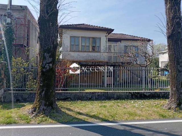 Villa Indipendente in vendita a Abano Terme Bagni, Veneto