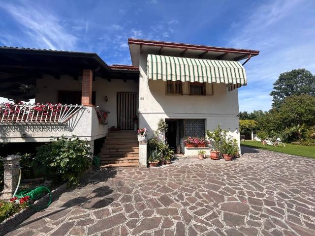 Villa Indipendente in vendita a Giarre, Abano Terme Bagni