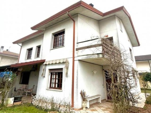 Villa Indipendente in vendita a Abano Terme Bagni, Veneto