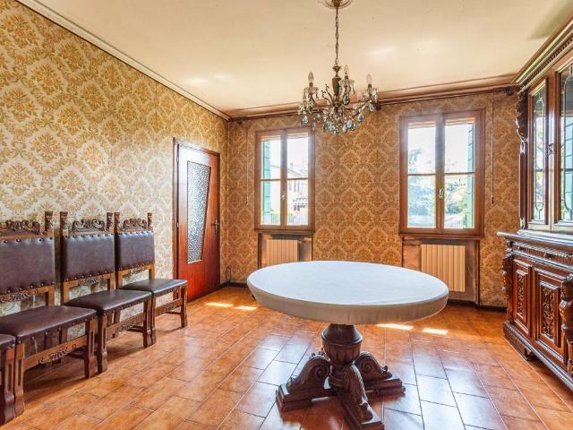 Villa Indipendente in vendita a Abano Terme Bagni, Veneto