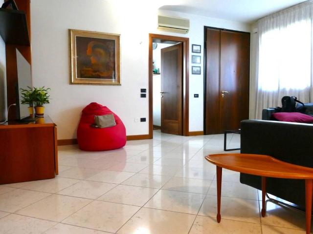 Villa Indipendente in vendita a Monterosso, Abano Terme Bagni