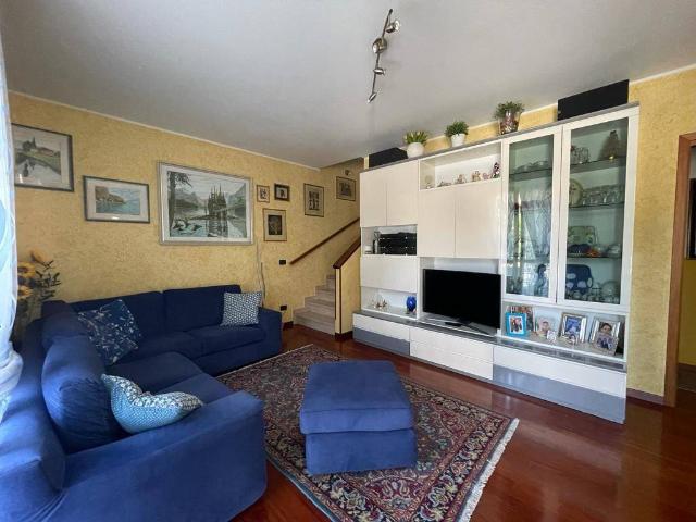 Villa Indipendente in vendita a Giarre, Abano Terme Bagni