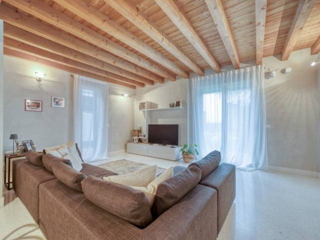 Villa Indipendente in vendita a Monterosso, Abano Terme