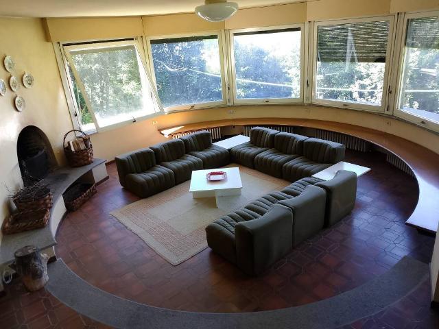 Villa Indipendente in vendita a Abbadia Lariana, Lombardia