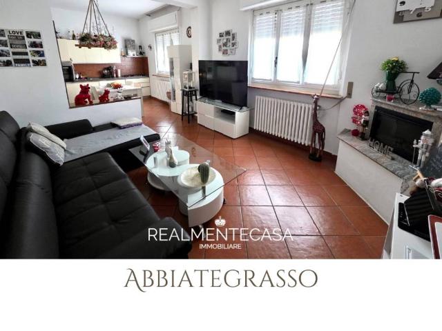 Villa Indipendente in vendita a Castelletto, Abbiategrasso
