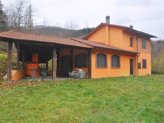 Villa Indipendente in vendita a Casotti, Cutigliano