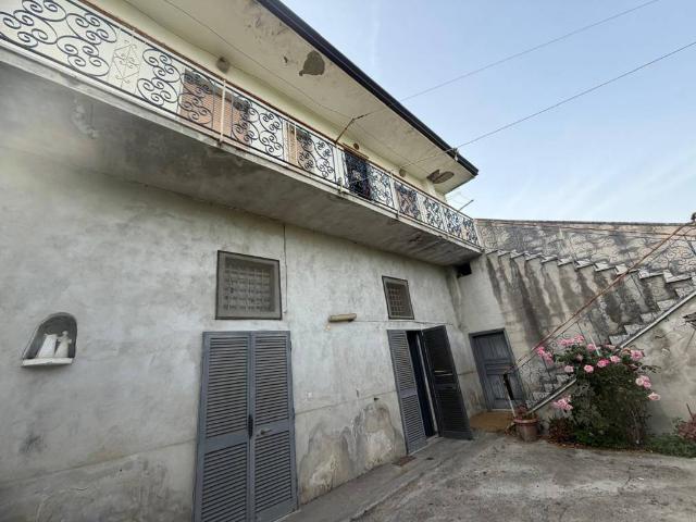Villa Indipendente in vendita a Acerra, Campania