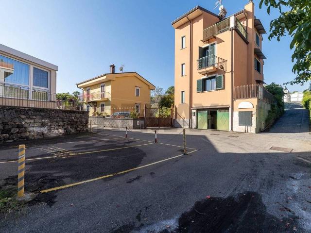 Villa Indipendente in vendita a Aci Castello, Sicilia