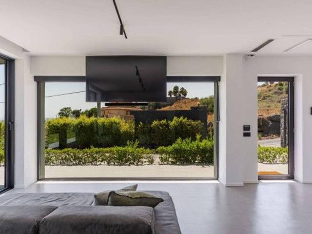 Villa Indipendente in vendita a Ficarazzi, Aci Castello