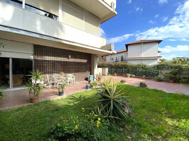 Villa Indipendente in vendita a Cannizzaro, Aci Castello