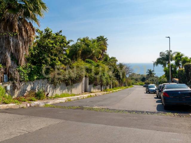 Villa Indipendente in vendita a Aci Catena, Sicilia