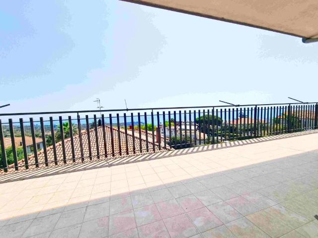 Villa Indipendente in vendita a Aci Catena, Sicilia