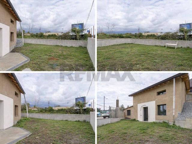 Villa Indipendente in vendita a Aci Sant'antonio, Sicilia