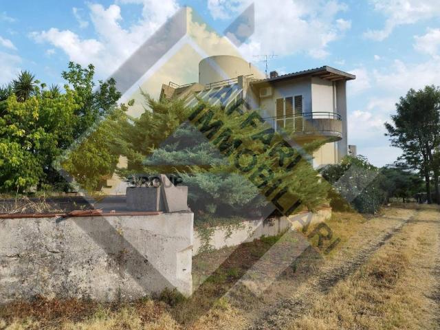 Villa Indipendente in vendita a Salemi, Aci Sant'antonio